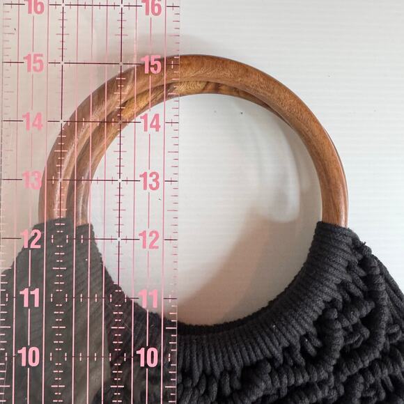 SIGRID OLSEN Macrame Bag Wood Ring Handle Black Summer Beach Boho Casual - Picture 8 of 9